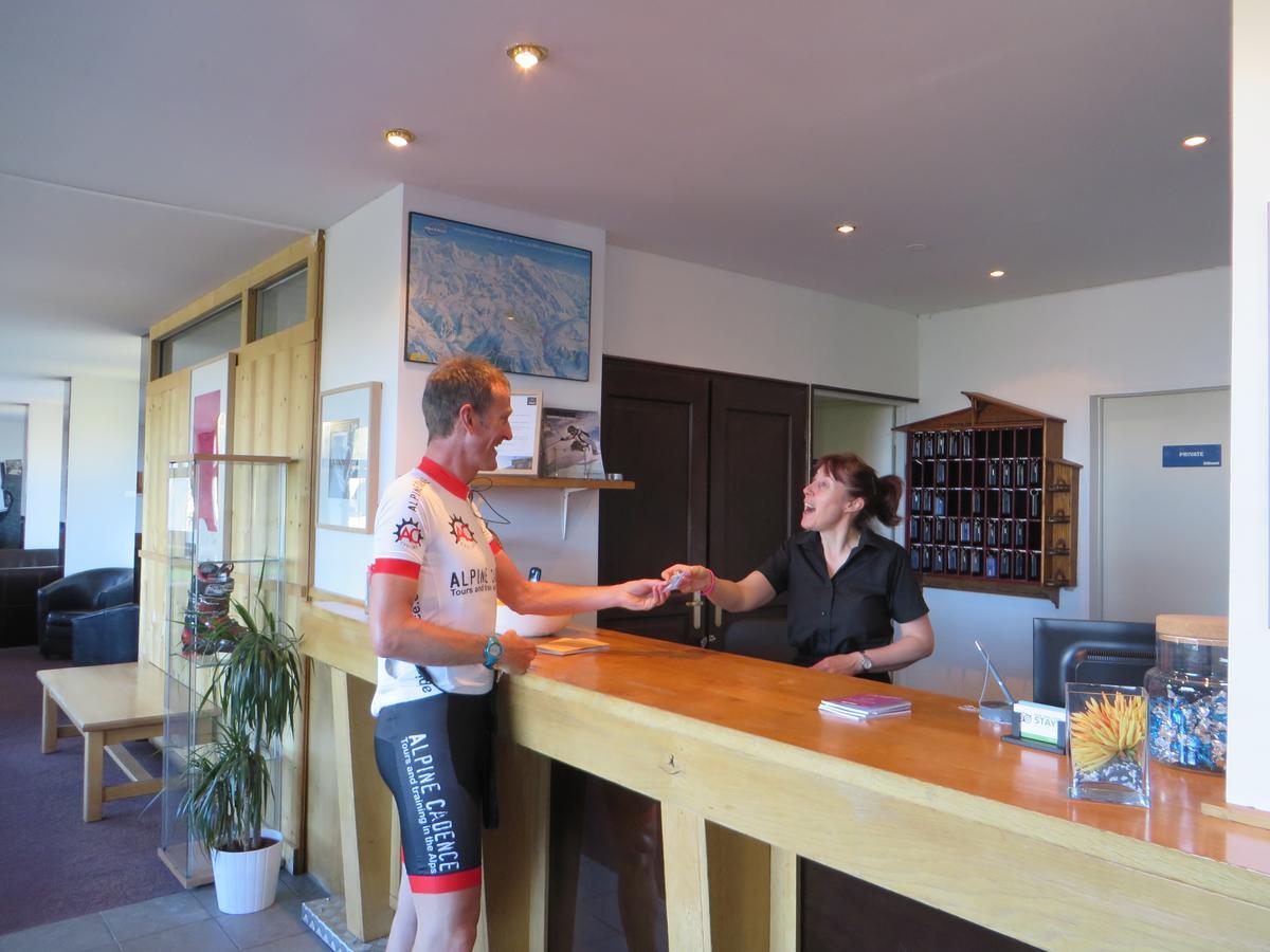 La Vallee Blanche Bikehotel Alpe d'Huez Exterior photo